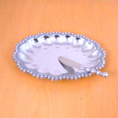 23934 - BEADED OVAL TRAY / W KNIFE