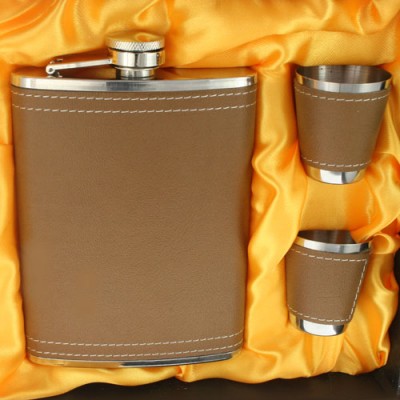 SUN2028 - FLASK SET BROWN 8OZ. W/CUPS