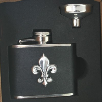 SUN2031 - FLASK W/FDL SET BLACK W/2 OZ. FLASK SIZE