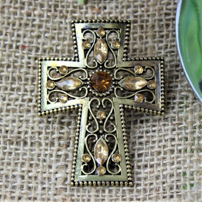 1023AM - AMBER STONE CANDLE PIN W / CROSS