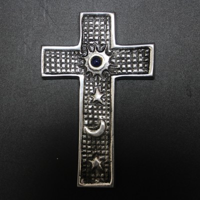 30074B - Stone Wall Cross