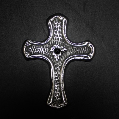 30084B - Stone Wall Cross