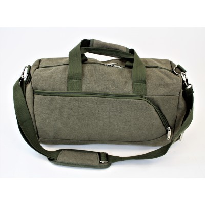 9168 - GREEN CANVAS DUFFLE BAG