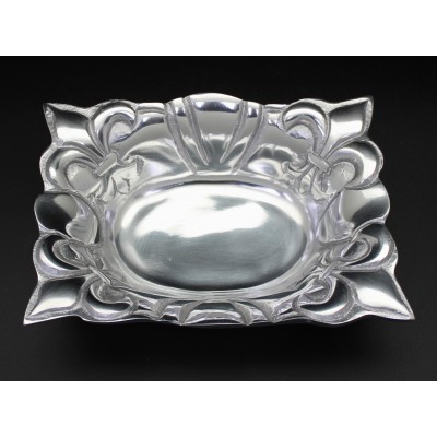 1290- FLEUR DE LIS BOWL